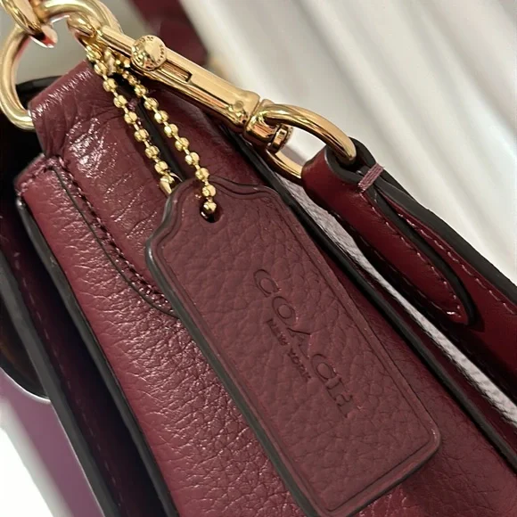 Coach Crossbody Purse - Picture 5 of 10